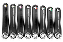 «RED AXS»-Kurbelarme in verschiedenen Längen.