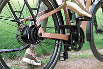 «H2»-Getriebe mit Zahnriemen und Nabenmotor.