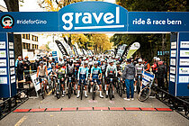 Start zum «Gravel Race» in Bern.
