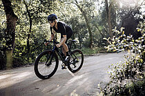 Meridas «Mission» auf Schotterweg.