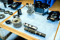 Zerlegtes Getriebe von Pinion.