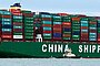 Containerschiff aus China